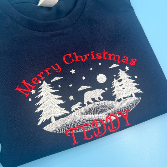 Christmas Scenery - Polar Bear