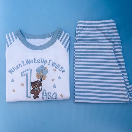 Teddy bear with balloons Birthday Desig