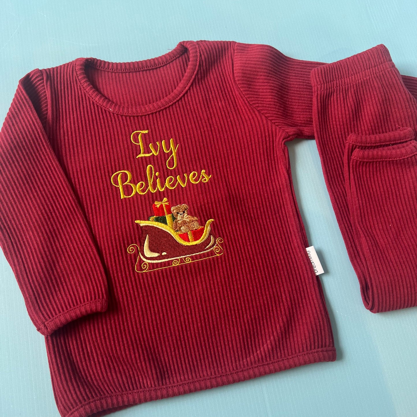 Burgundy Loungeset with Sleigh Design