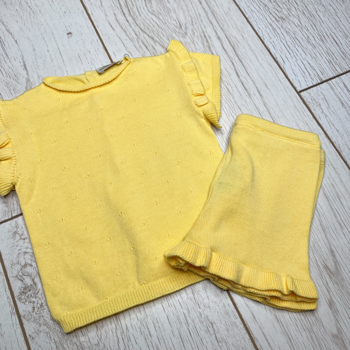 Yellow frill knitted short set